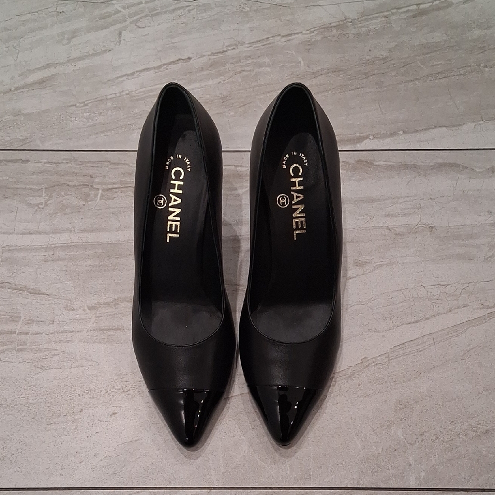 Chanel Black Patent Leather Heels - Picture 3 of 7